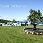 Fort William Henry Hotel 